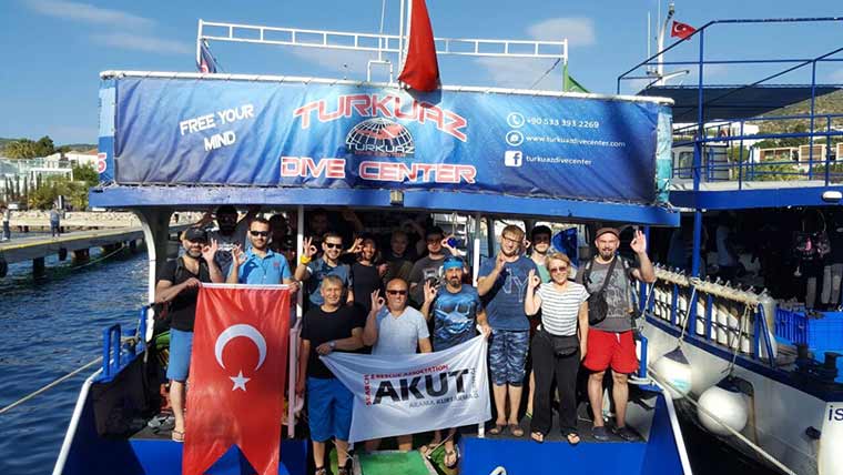 Arama Kurtarma Derneği (AKUT) Eskişehir ekibi, Bodrum'da gerçekleştirdiği dalış eğitimi ile dalıcı sayısını 12’ye yükseltti. 