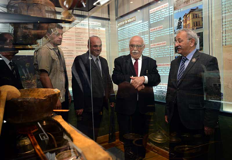 Kültür ve Turizm Bakanı Nabi Avcı, Bilecik’te Yaşayan Şehir Müzesi’nin açılışını yaptı. 