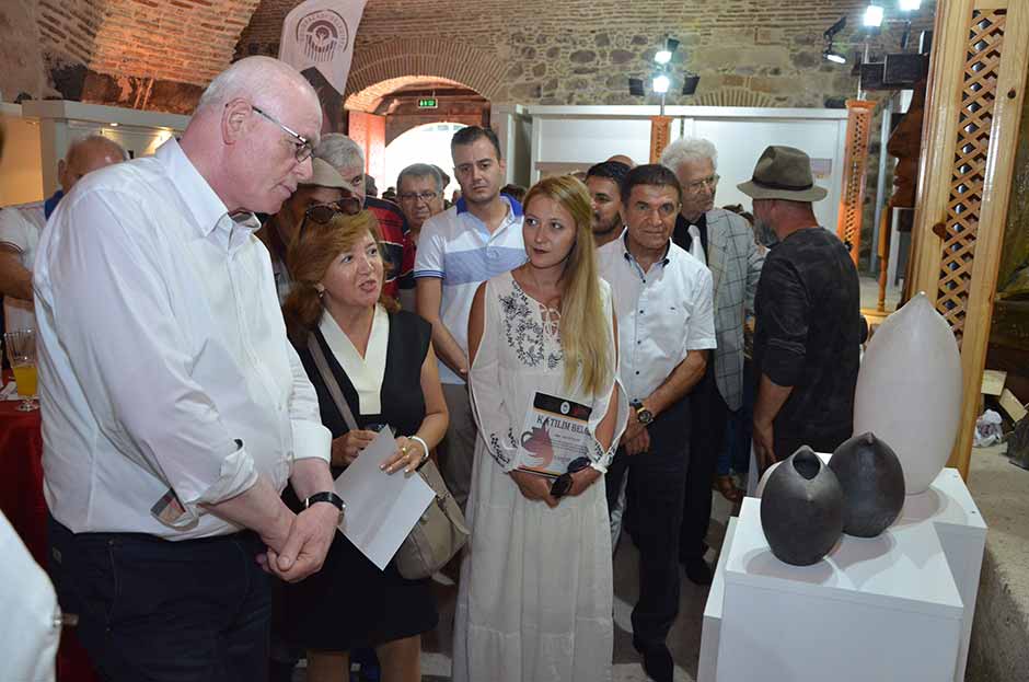 Eskişehir Odunpazarı Belediyesi tarafından 2’ncisi düzenlenen ve Şehrin Ateşi sloganı ile başlayan "Uluslarası Eskişehir Odunpazarı Seramik Pişirim Teknikleri Çalıştayı" sergisi açıldı. 