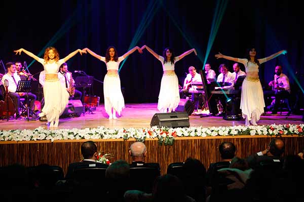 Odunpazarı Belediyesi Kültür ve Sosyal İşler Müdürlüğü, 14 Şubat Sevgililer Günü nedeniyle özel bir konser düzenledi.