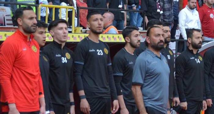 Eskişehirspor’un genç futbolcusu forma giyemedi